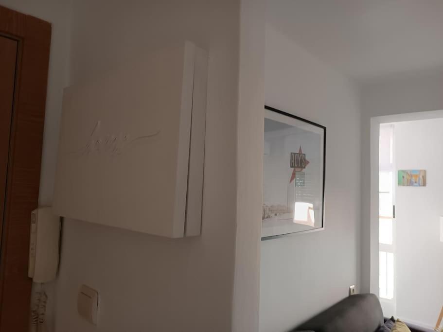 Estupendo Piso Renovado A 30 Metros De La Playa Apartment Almeria Exterior photo